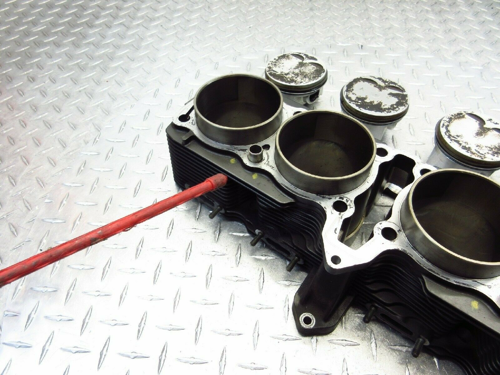 2005 01-05 Suzuki Bandit 1200 GSF1200S OEM Cylinder Barrels Jugs Pistons Lot - Fresh Stock Dated February 2026