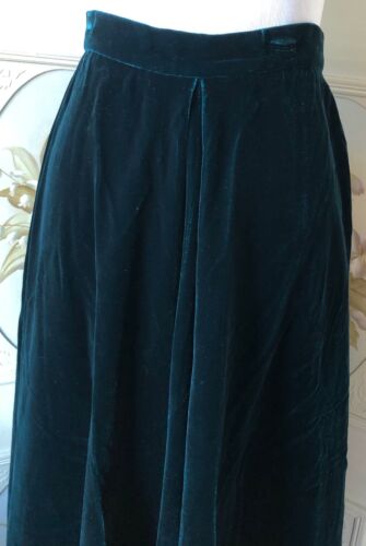 VTG 80s TALBOTS USA DARK GREEN VELVET ACETATE RAYON MIDI SKIRT HOLIDAY EUC 10 - Fresh Stock Dated February 2026