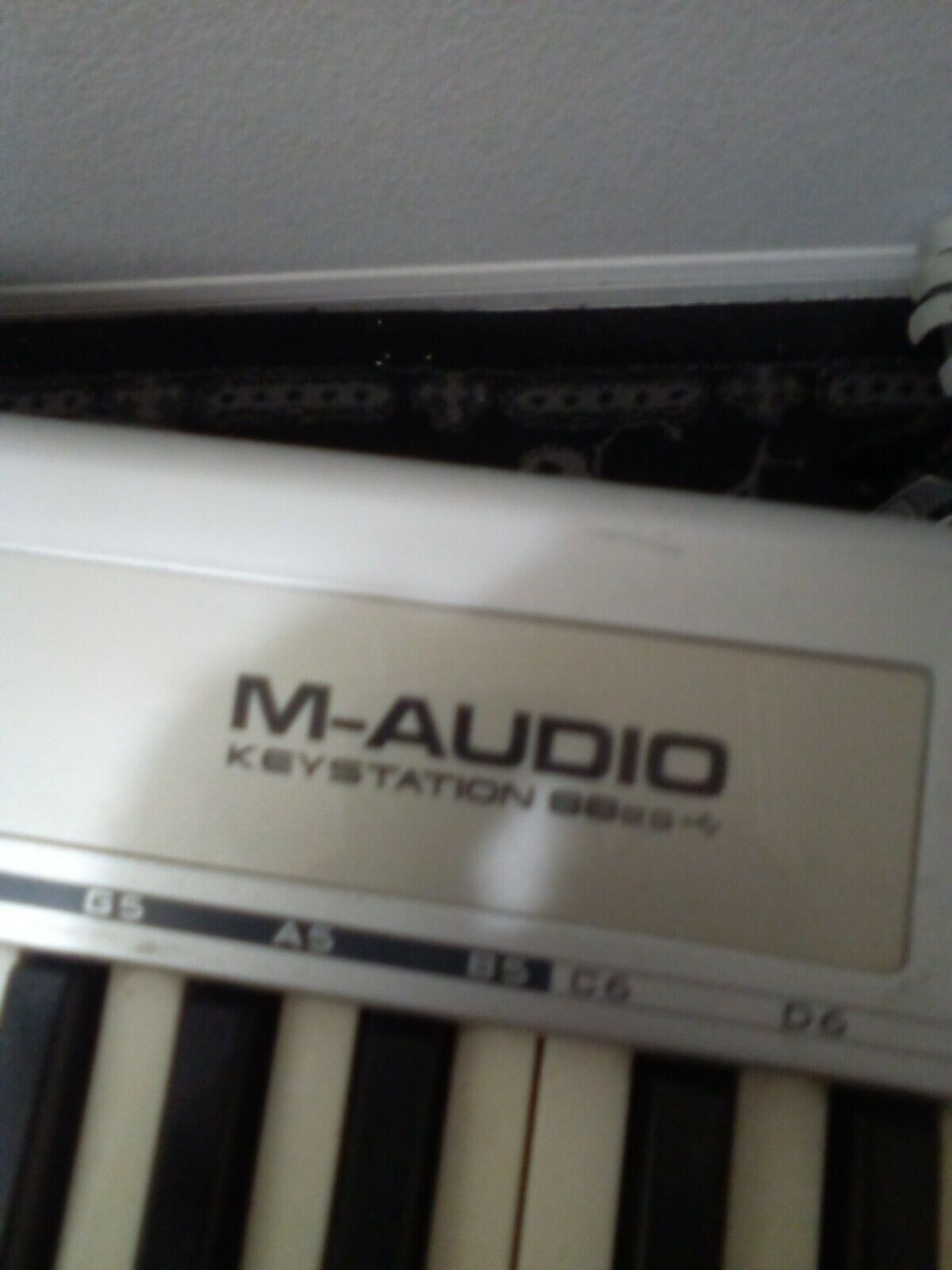 M audio Keystation 88es keyboard 88 - Fresh Stock Dated February 2026