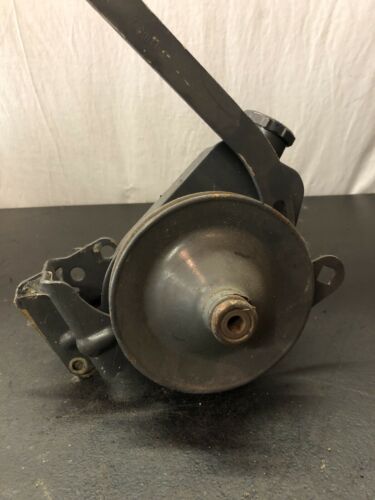 Omc Cobra 4.3L 5.0L GM Power Steering Pump/Bracket Used M153 - Fresh Stock Dated February 2026