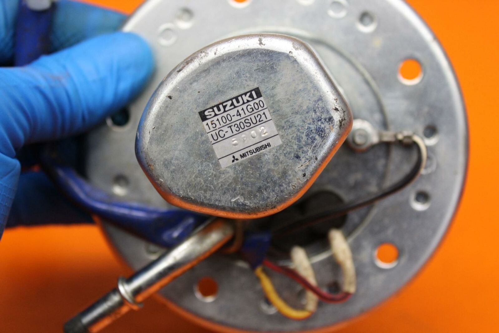 2005 2006 SUZUKI GSXR 1000 OEM FUEL PUMP GAS PETROL SENDER UNIT 15100-41G00 - Fresh Stock Dated February 2026