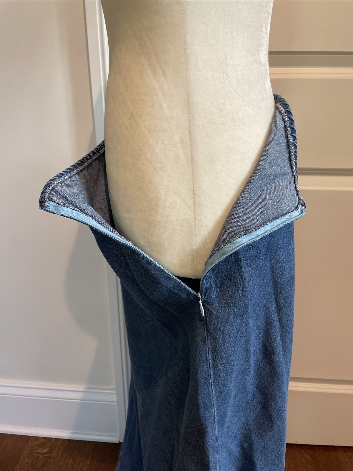 HAIRSTON ROBERSON ROPA Sz 8 Blue Denim Maxi Long Skirt Cotton Western Vintage - Fresh Stock Dated February 2026