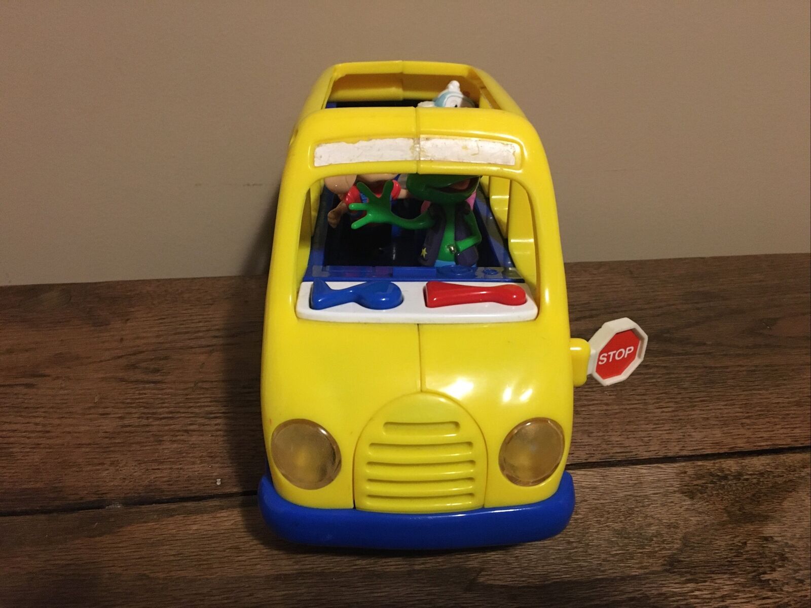 Leap Frog Fun and Learn Phonics Bus - Fresh Stock Dated February 2026