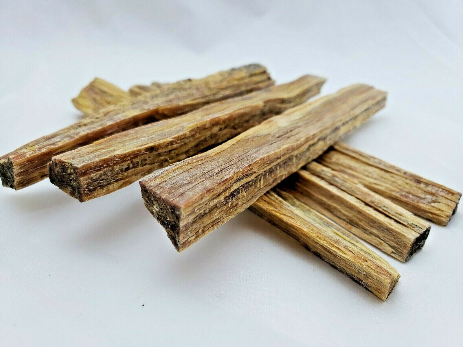 1/2 lb Bundle of L.L. Bean Premium Fatwood Firestarter Firewood Starter Kindling - Fresh Stock Dated December 2025