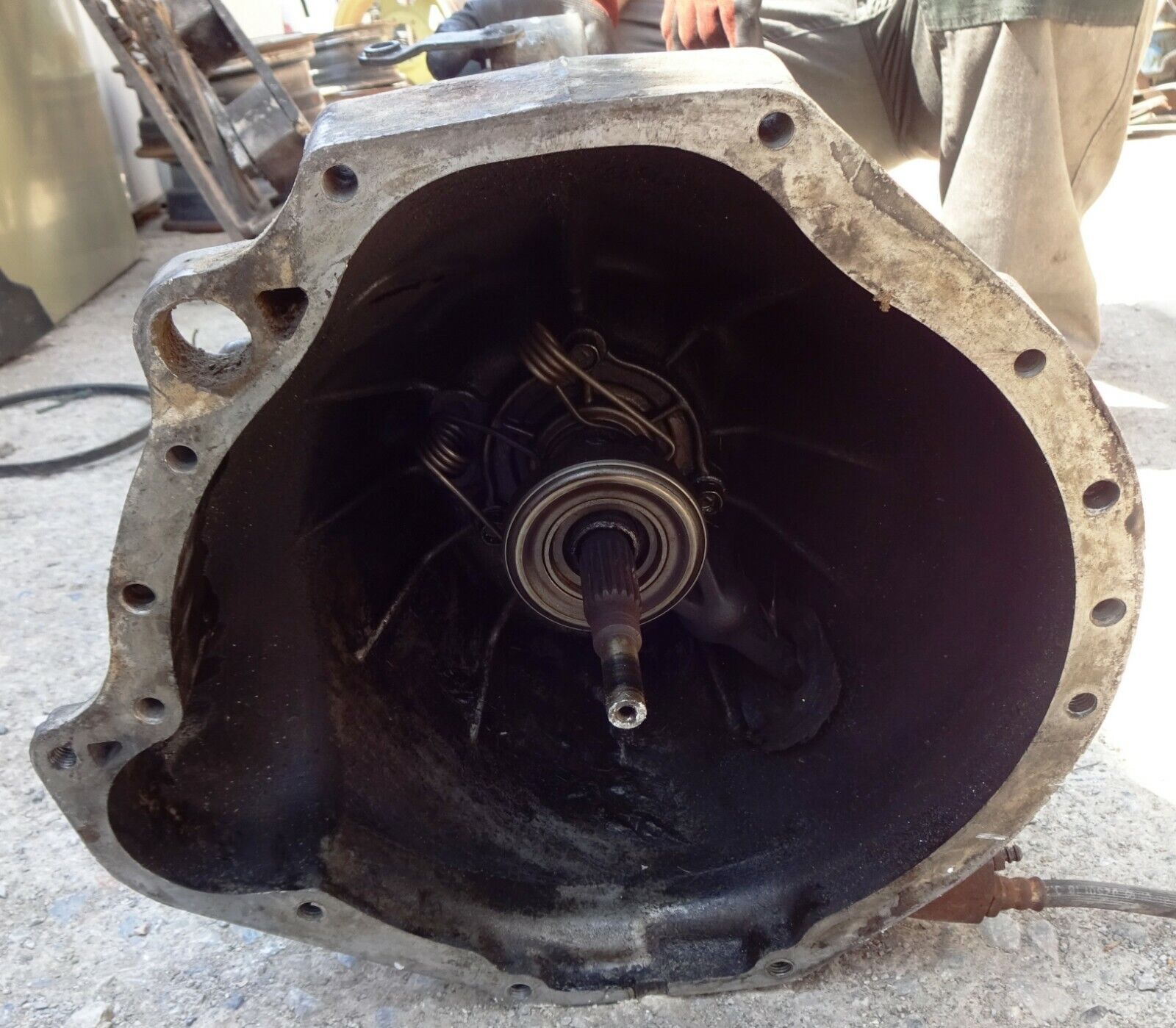 GEARBOX TRANSMISSION 5 SP (C DATSUN NISSAN VANETTE C220 1985 94 A15 OHV 1,5cc - Fresh Stock Dated February 2026