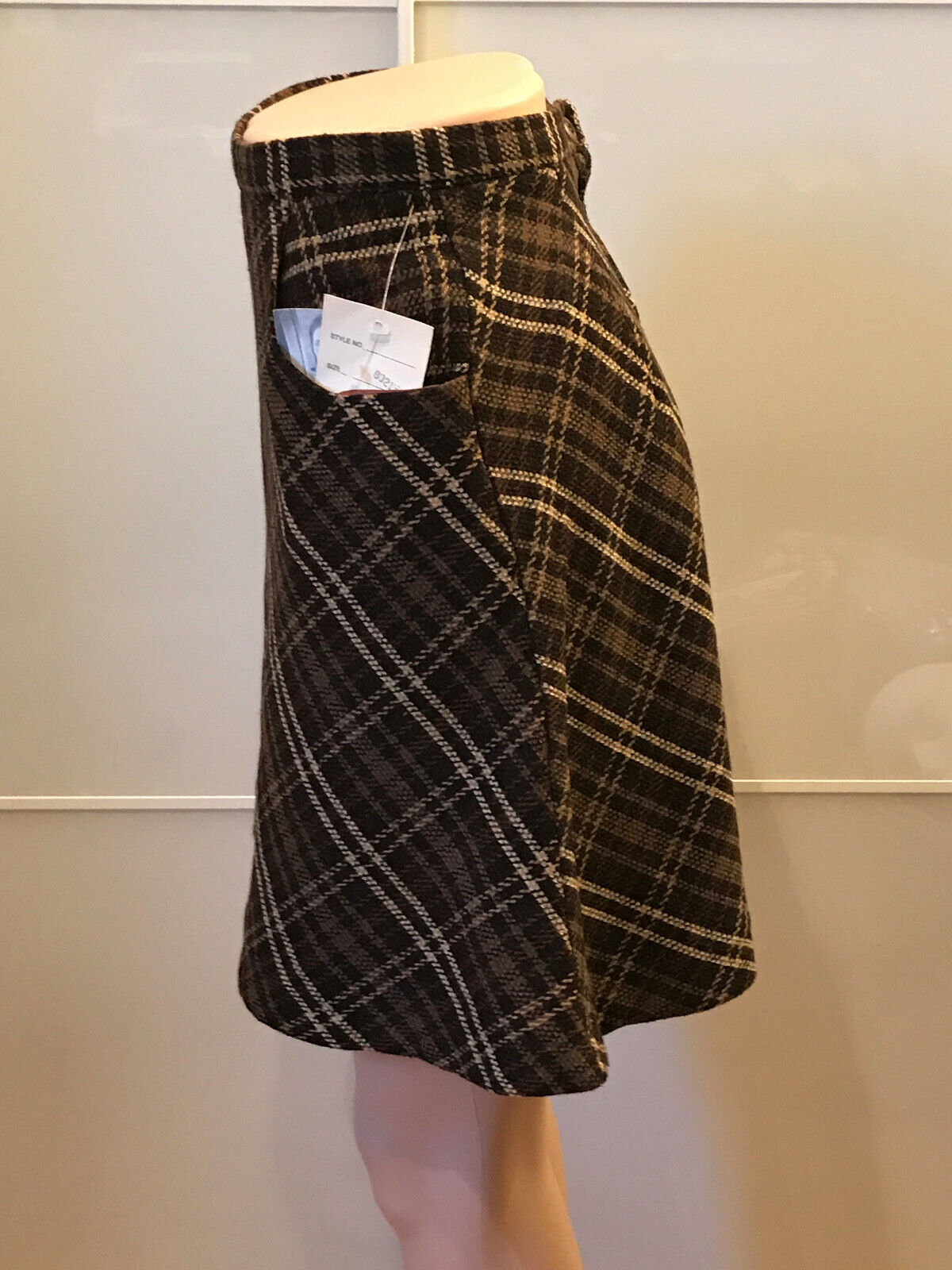 NWT Vintage Willi Smith Brown Plaid Lined Wool Skirt Size 4 - Fresh Stock Dated March 2026