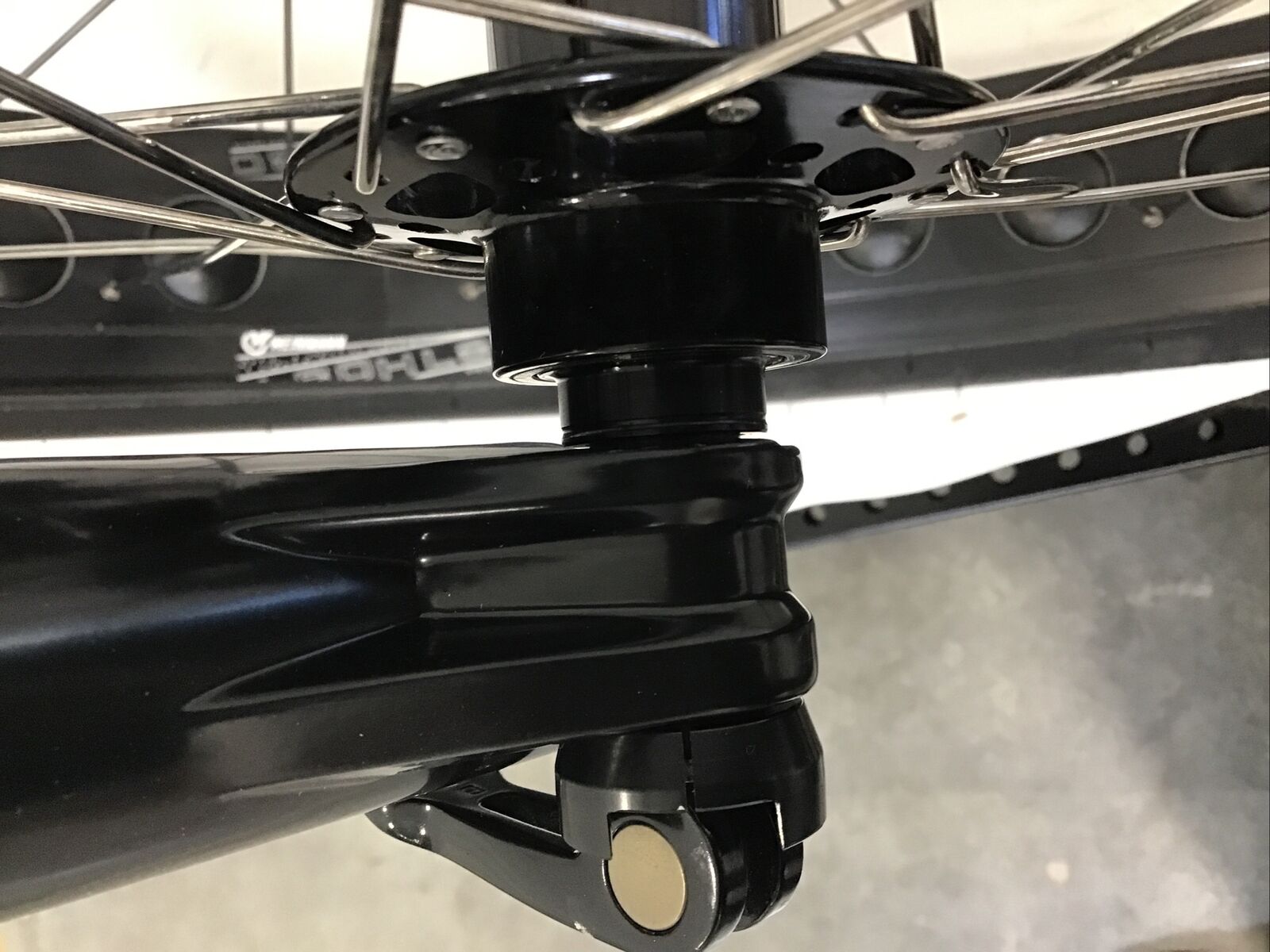 2019 Motobecane Night Train Bullet Mountain Bike Large 26