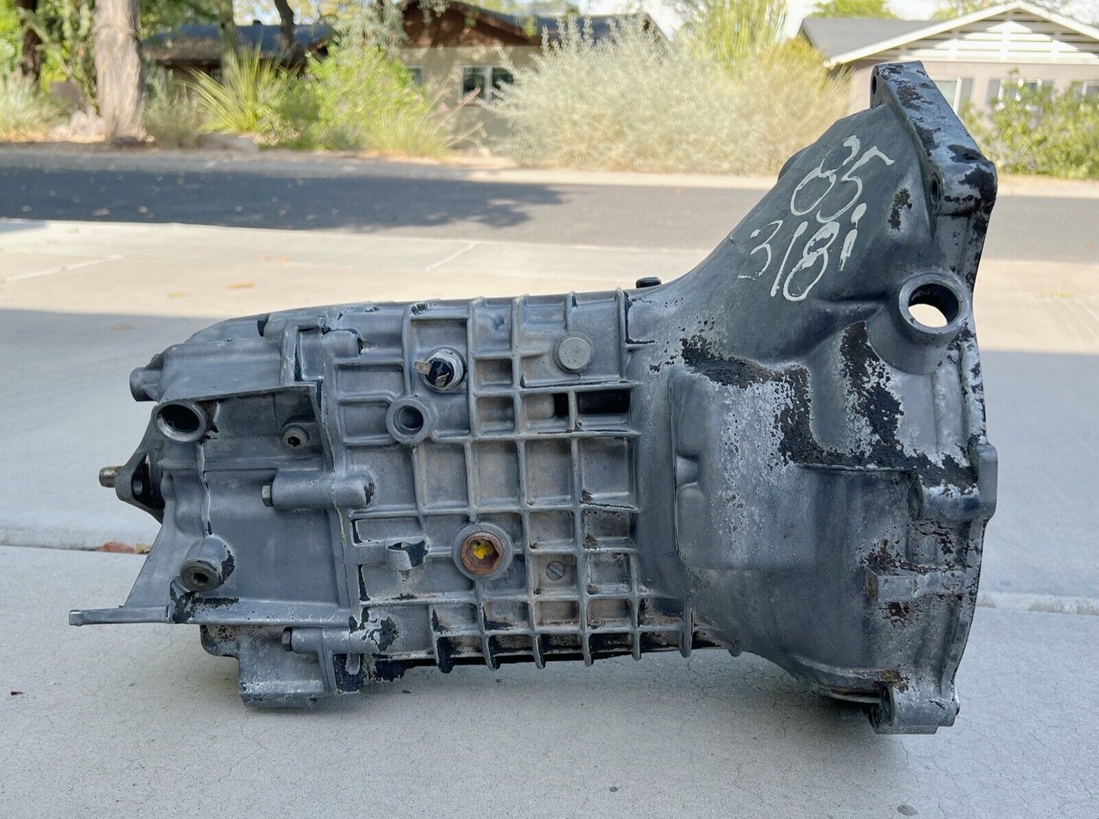 BMW 1983 1984 1985 318i 320i Getrag 240 5-speed Manual Transmission - Fresh Stock Dated February 2026