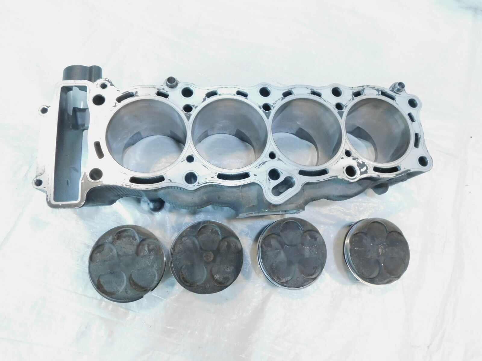 Yamaha YZFR1 R1 & FZ1 FZ-1 & FZS1 Engine Motor Cylinder Barrels & Pistons Heads - Fresh Stock Dated February 2026