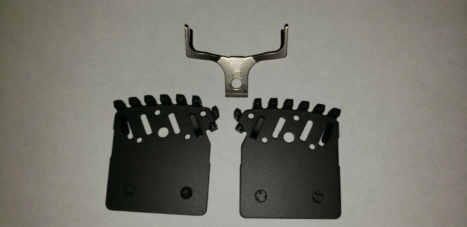 SHIMANO DISC BRAKE PADS XTR XT SLX  COOLING FINS M985 M785 M666 - Fresh Stock Dated February 2026