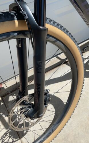 2018 specialized epic pro Size Large - Fresh Stock Dated February 2026