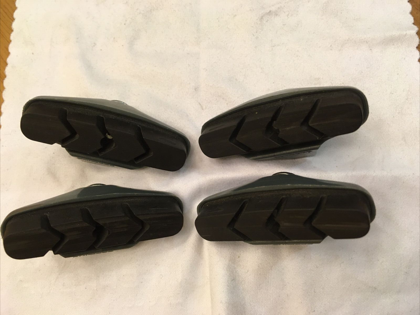 2 Pair Shimano 600 Tri Color Ultegra 6400 Series Brake Pads and Holders Set of 4 - Fresh Stock Dated February 2026