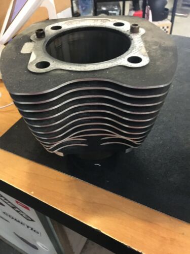 Harley Davidson OEM Twin Cam 88 Cylinders And Pistons #16593-99 - Fresh Stock Dated February 2026