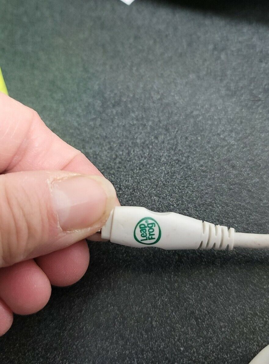 Genuine Original Leapfrog White Sync Connect Cable for LeapPad USB Data Cord OEM - Fresh Stock Dated February 2026