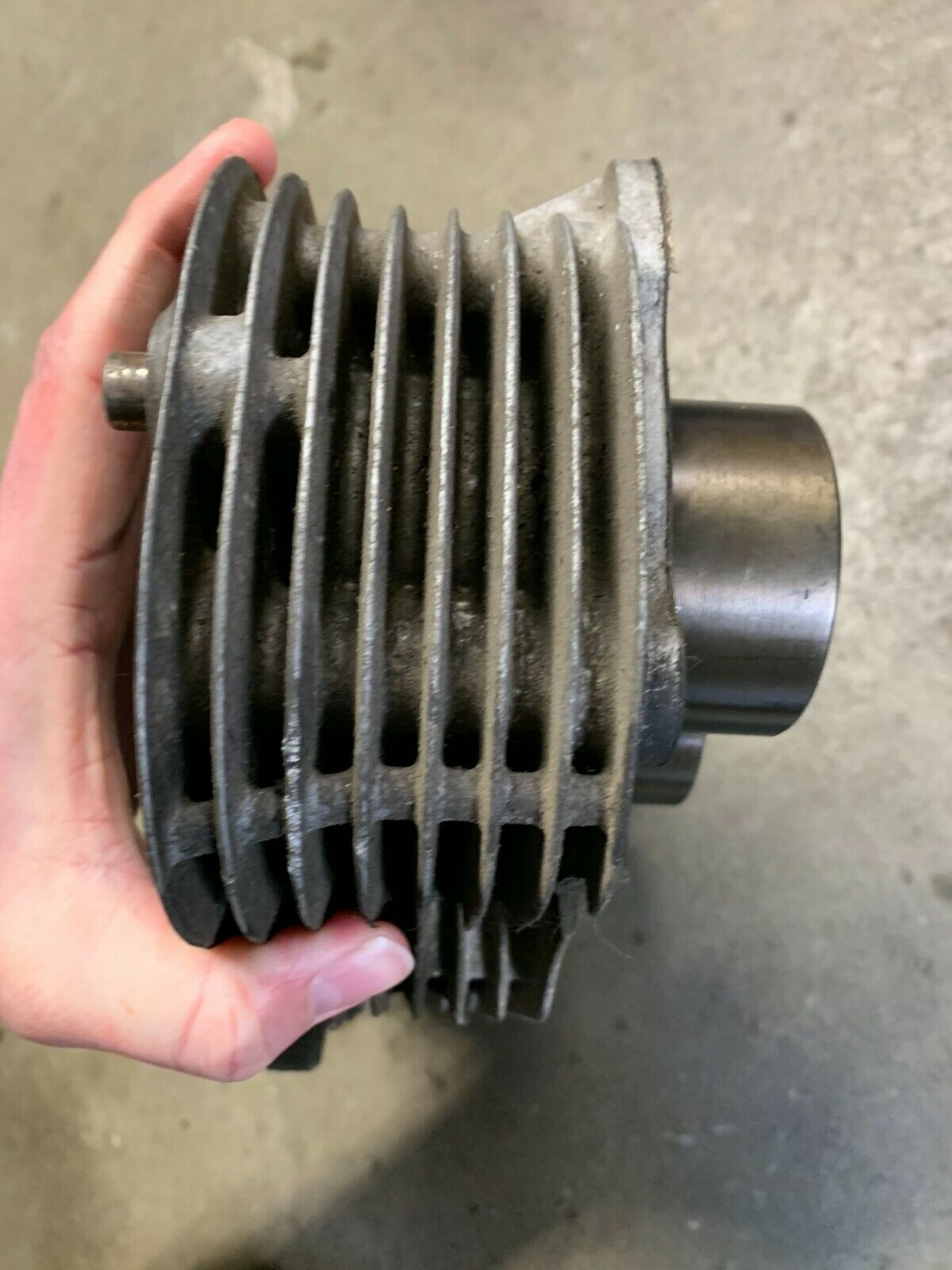 1978 78 Suzuki GS550E GS 550 E Motorcycle Cylinder Jugs - Fresh Stock Dated February 2026