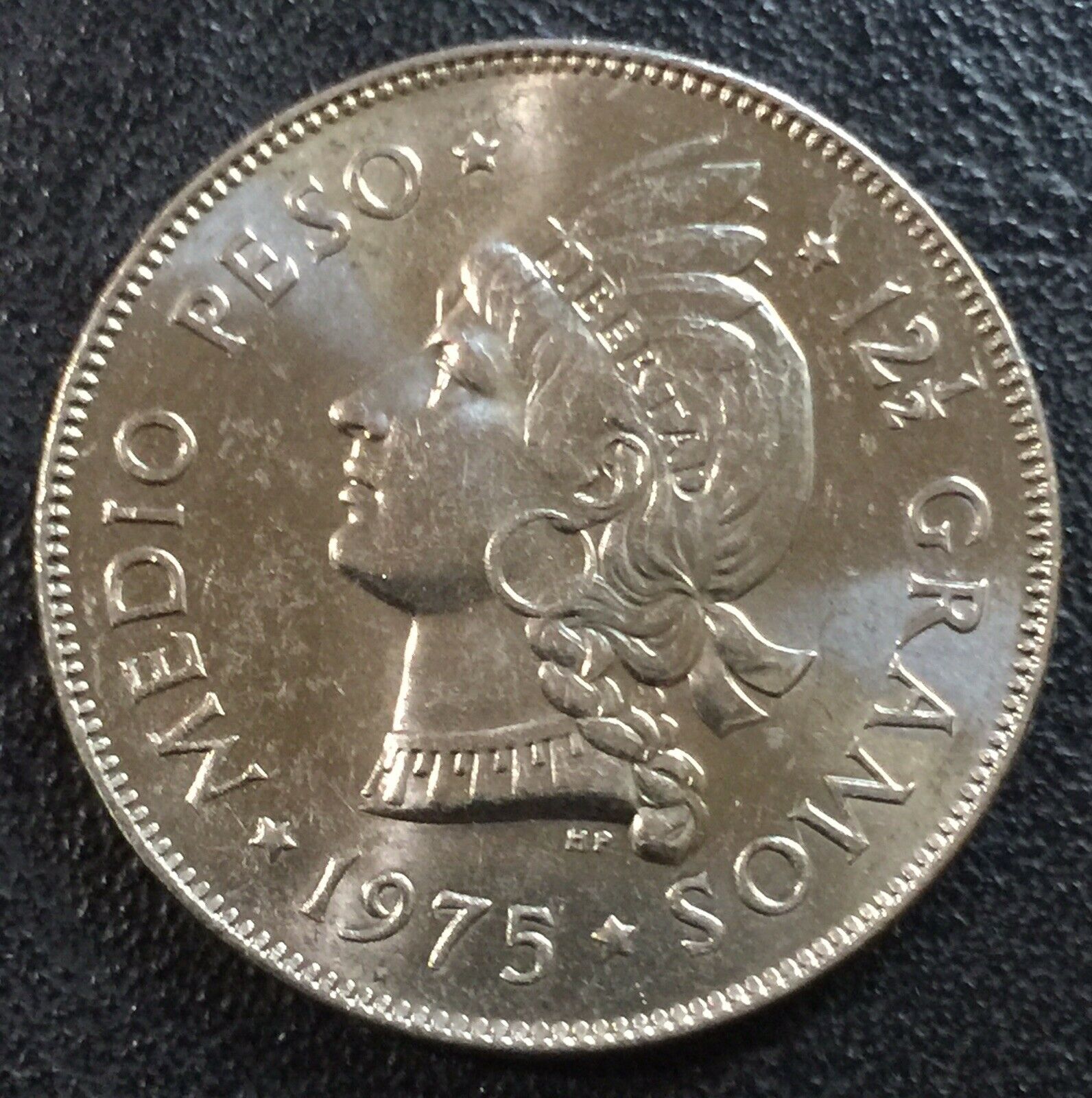 DOMINICAN REPUBLIC 1/2 Peso 1975 Copper-Nickel XF aUNC - Fresh Stock Dated February 2026