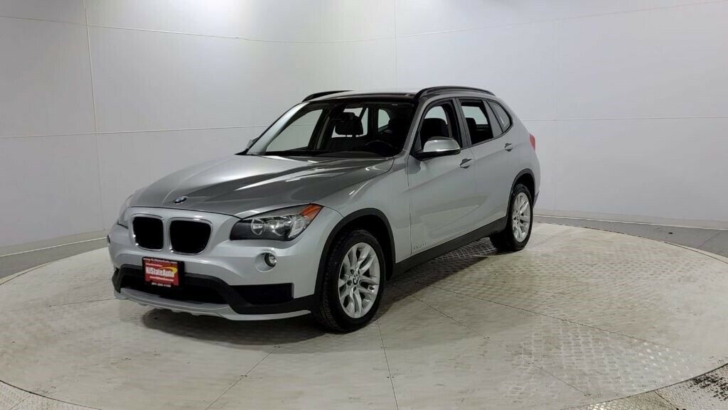 2015 BMW X1 xDrive28i - Fresh Stock Dated December 2025