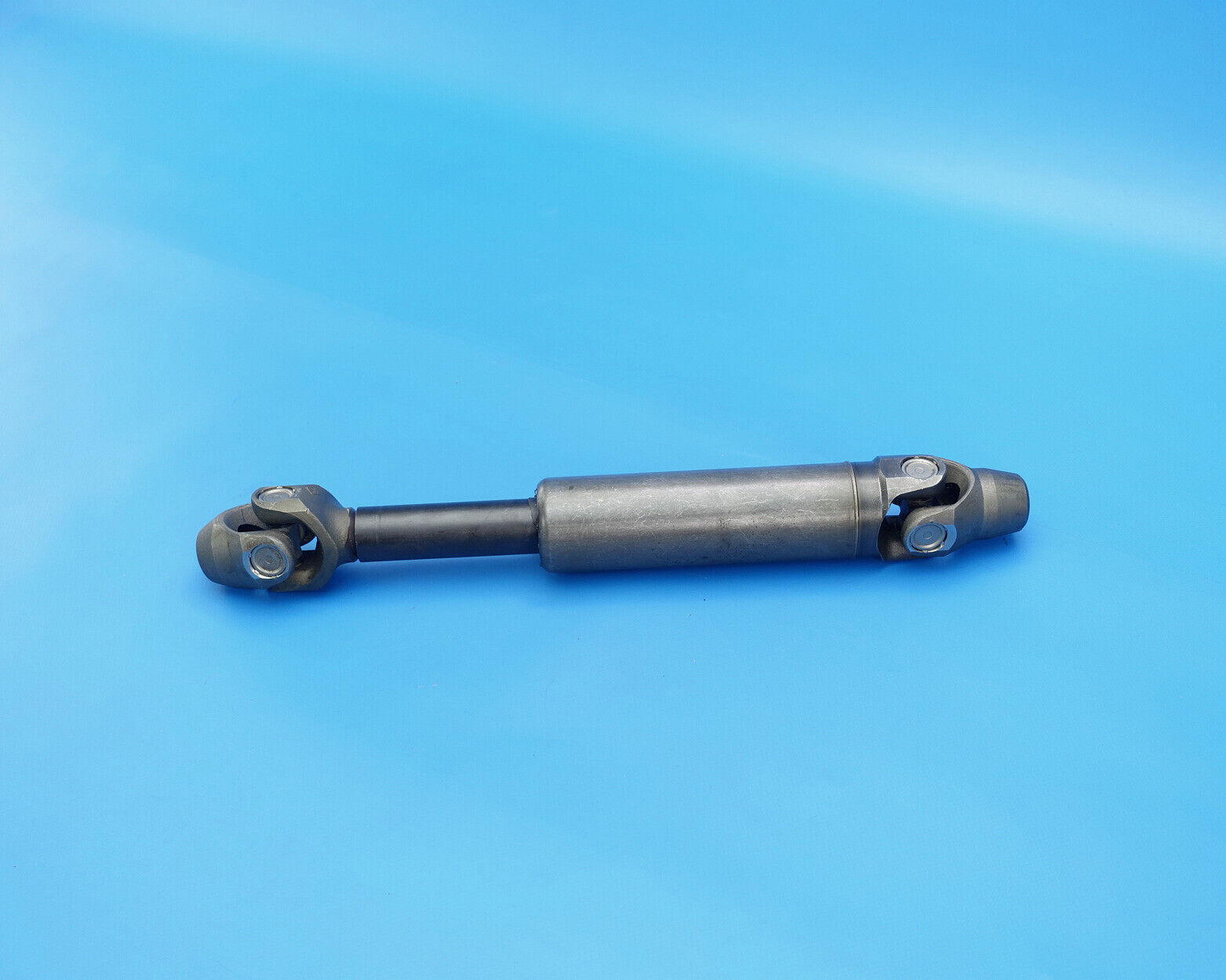 BMW OEM 01-05 R1150GS Adventure DRIVESHAFT U-JOINT PROPELLER SHAFT R1150GSA - Fresh Stock Dated February 2026