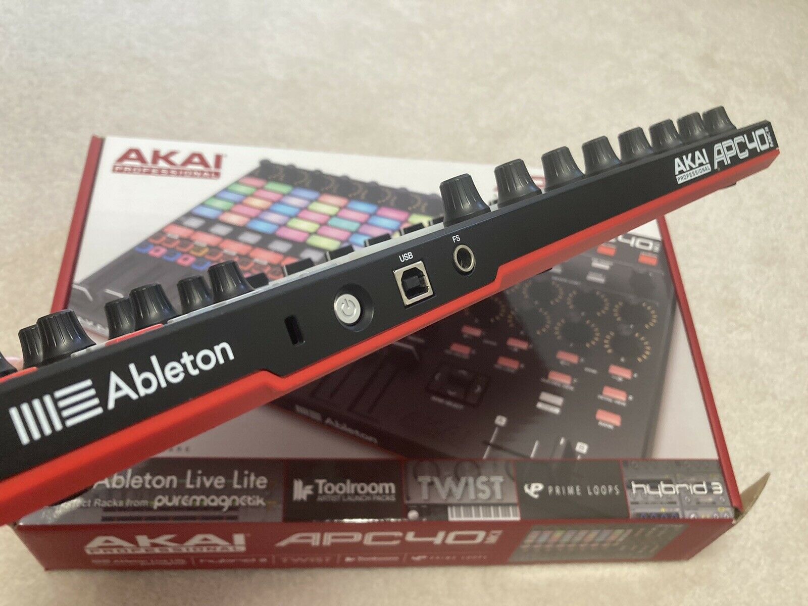 Akai APC40MKII USB Live MIDI Controller *Great Condition/Smoke Free* w/ Box - Fresh Stock Dated February 2026