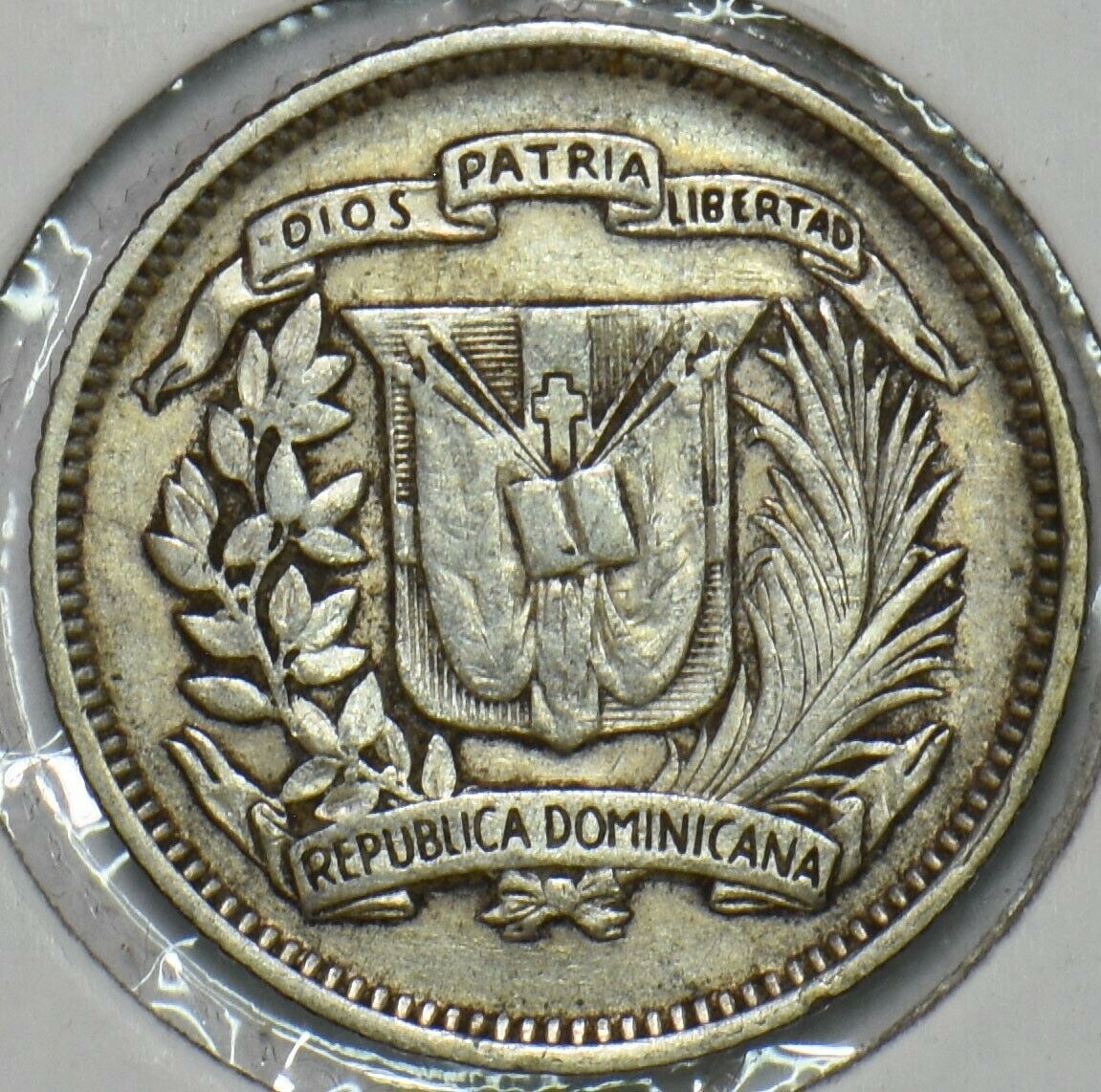 Dominican Republic 1937 10 Centavos 152435 combine shipping - Fresh Stock Dated December 2025