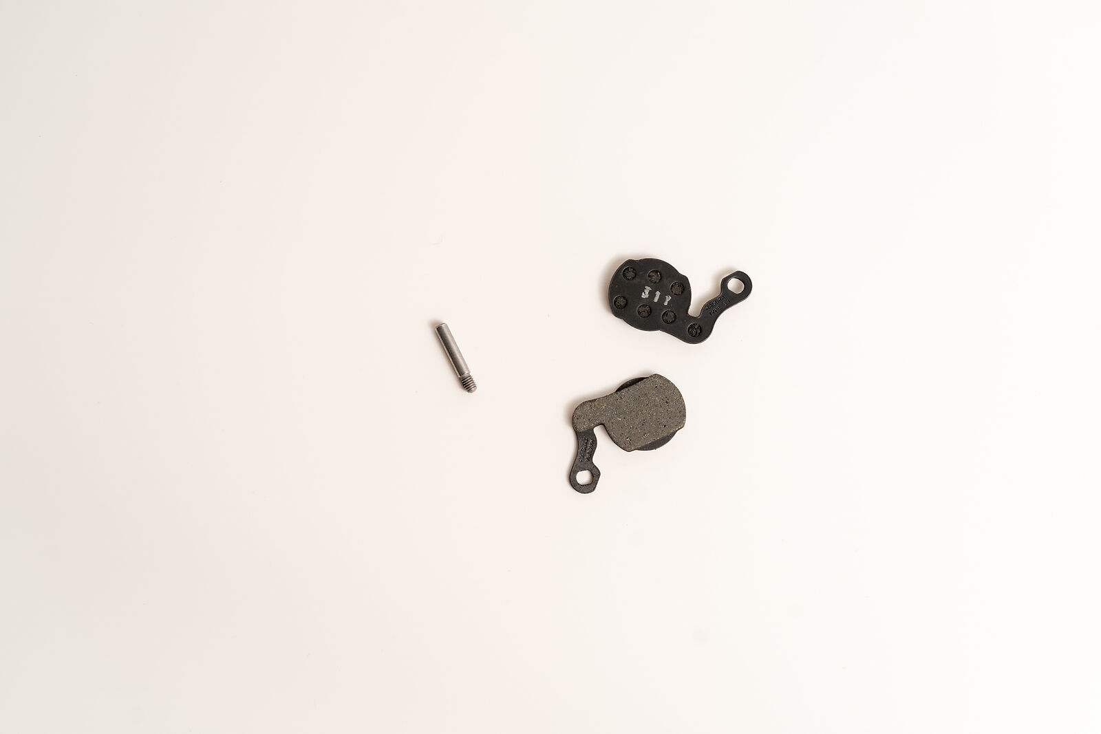 Magura Louise Performance 6.1 pad 2007 - Fresh Stock Dated February 2026