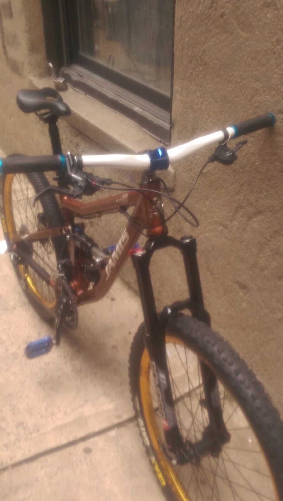 Downhill (XC Jamis) (Like-New) - Fresh Stock Dated February 2026