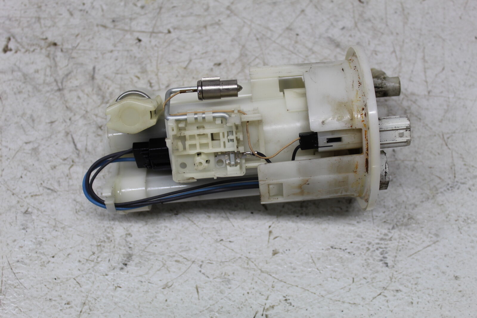 08-16 YAMAHA YZF R6 FUEL PUMP GAS PETROL SENDER UNIT - Fresh Stock Dated February 2026