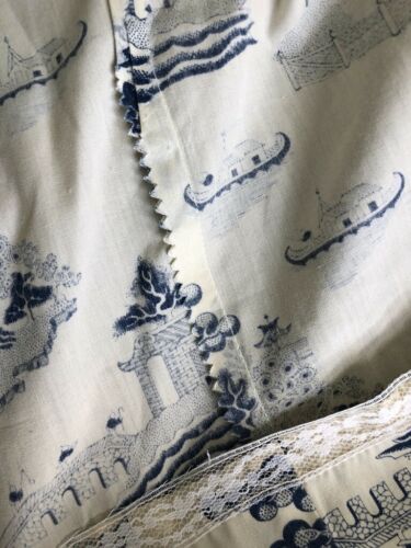 VTG VLV LUCY 50s IVORY NAVY BLUE TOILE PAGODAS ASIAN TREES COTTON FULL SKIRT GUC - Fresh Stock Dated December 2025