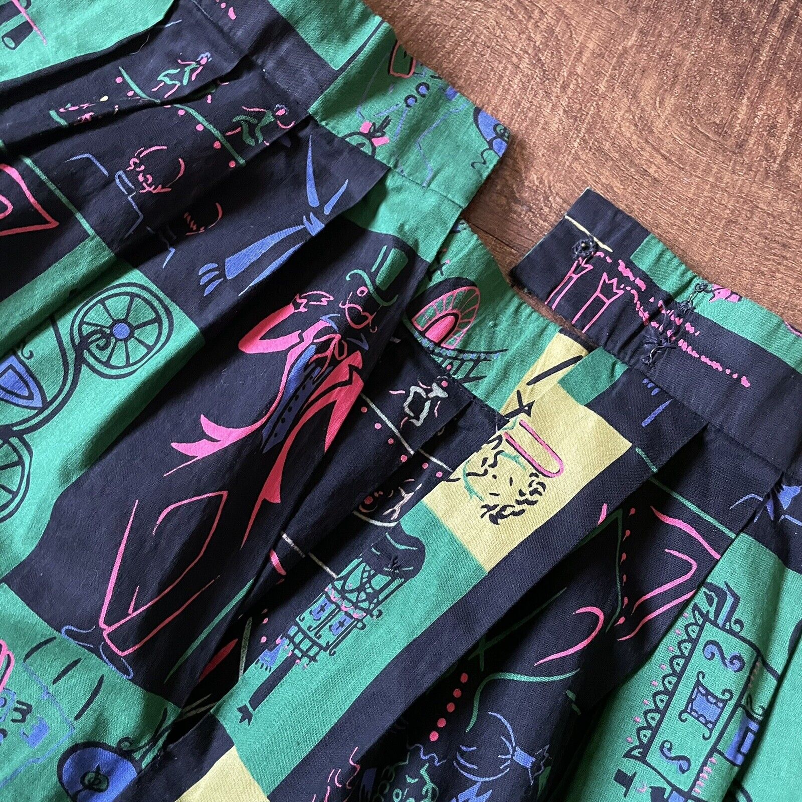 Vintage 1950’s Novelty Print Skirt AAA Artist New Orleans Jazz - Fresh Stock Dated March 2026