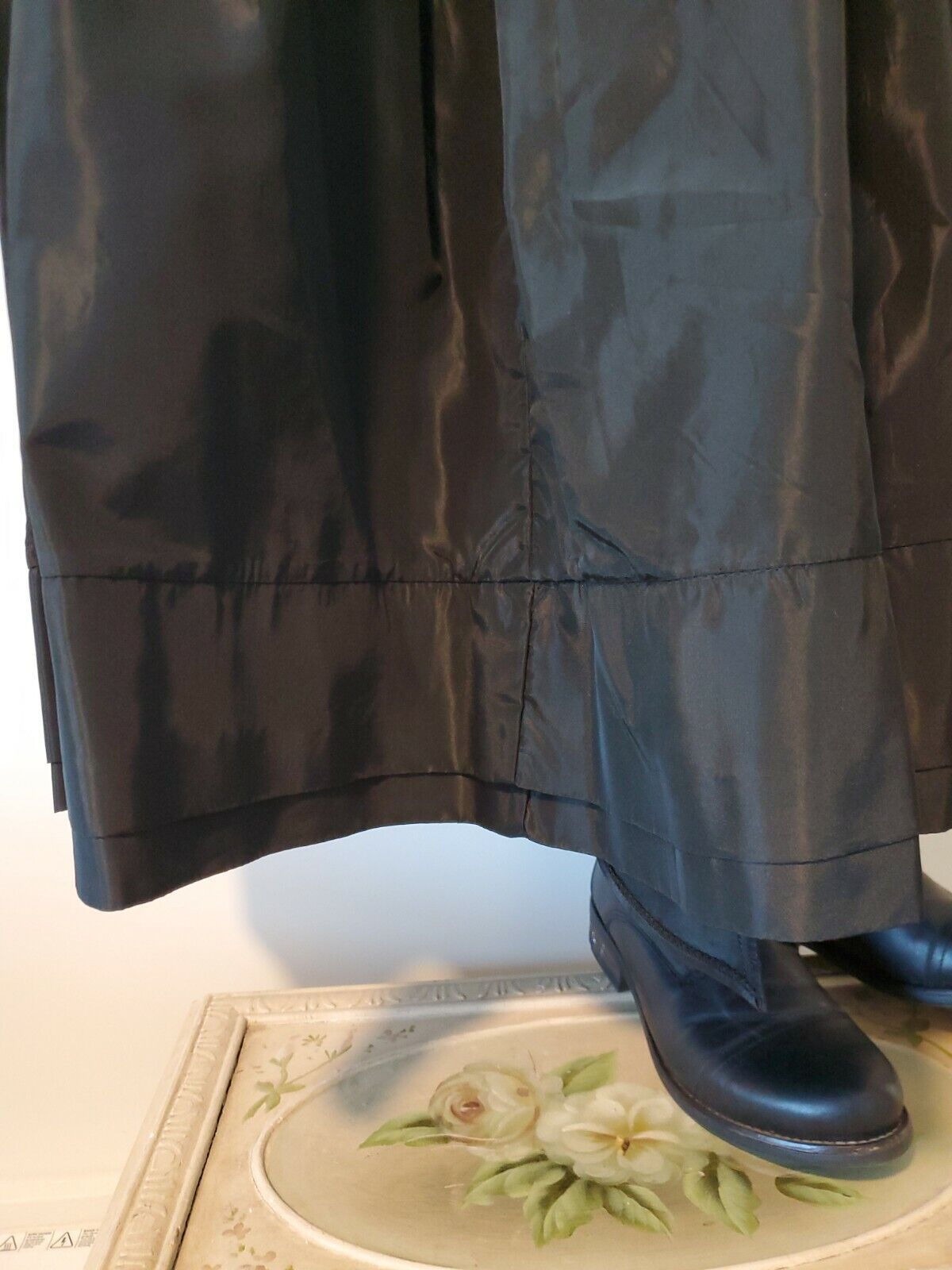 Vtg Laura Ashley Black Victorian Skirt Knife-Pleated Midi High Waist Size 10 - Fresh Stock Dated March 2026