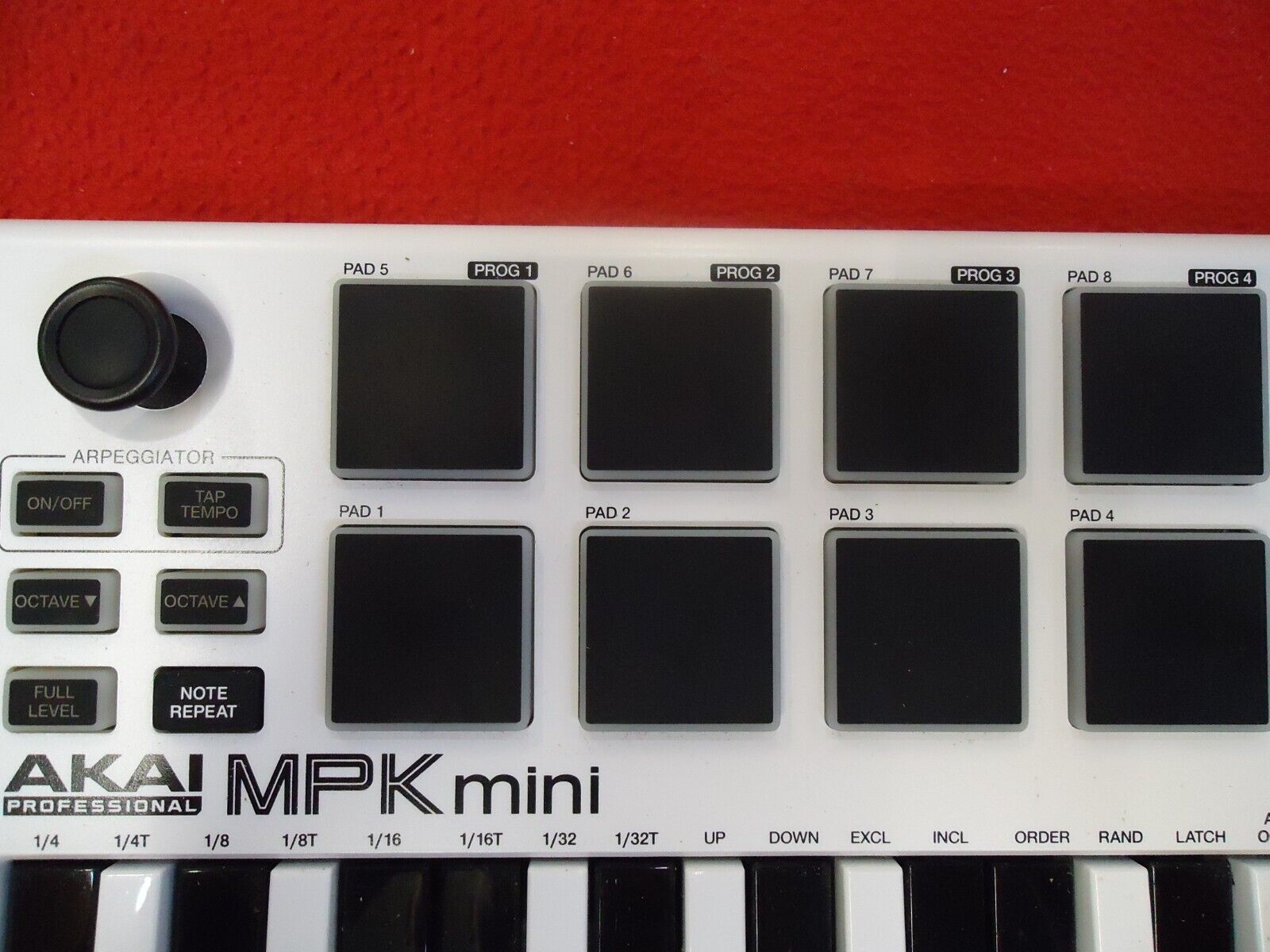 Akai Professional  MPK Mini Keyboard Controller - Fresh Stock Dated February 2026