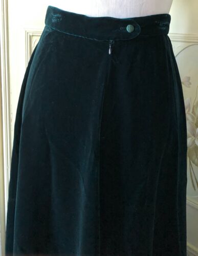 VTG 80s TALBOTS USA DARK GREEN VELVET ACETATE RAYON MIDI SKIRT HOLIDAY EUC 10 - Fresh Stock Dated February 2026