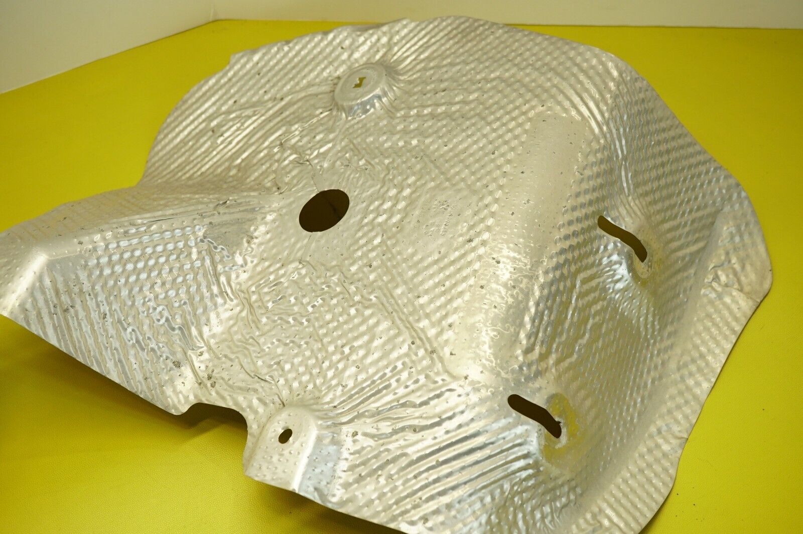 🔅 PASSNGR & DRIVR SIDE EXHAUST MUFFLER HEAT SHIELD OEM 18-21 CHEVROLET TRAVERSE - Fresh Stock Dated February 2026