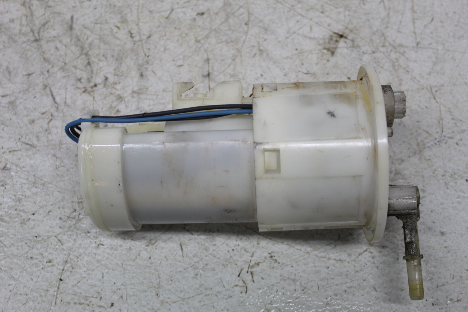 08-16 YAMAHA YZF R6 FUEL PUMP GAS PETROL SENDER UNIT - Fresh Stock Dated February 2026