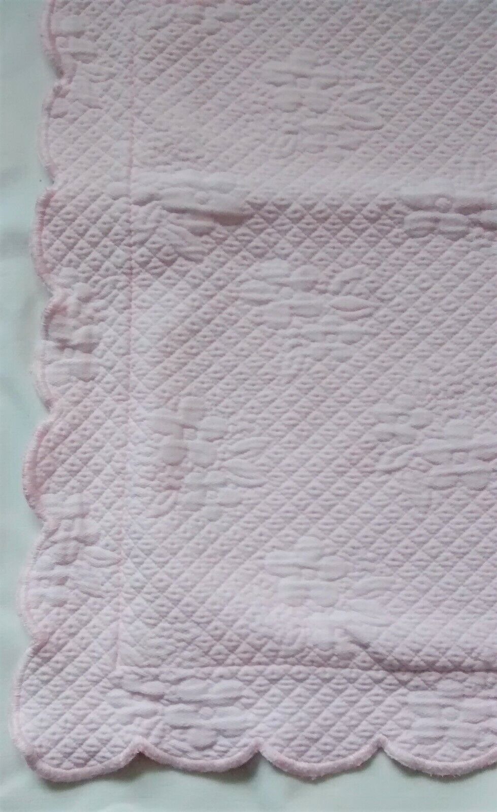 Pink Matelasse Quilted Scalloped Pillow Sham Pottery Barn Standard Shabby Chic - Fresh Stock Dated February 2026