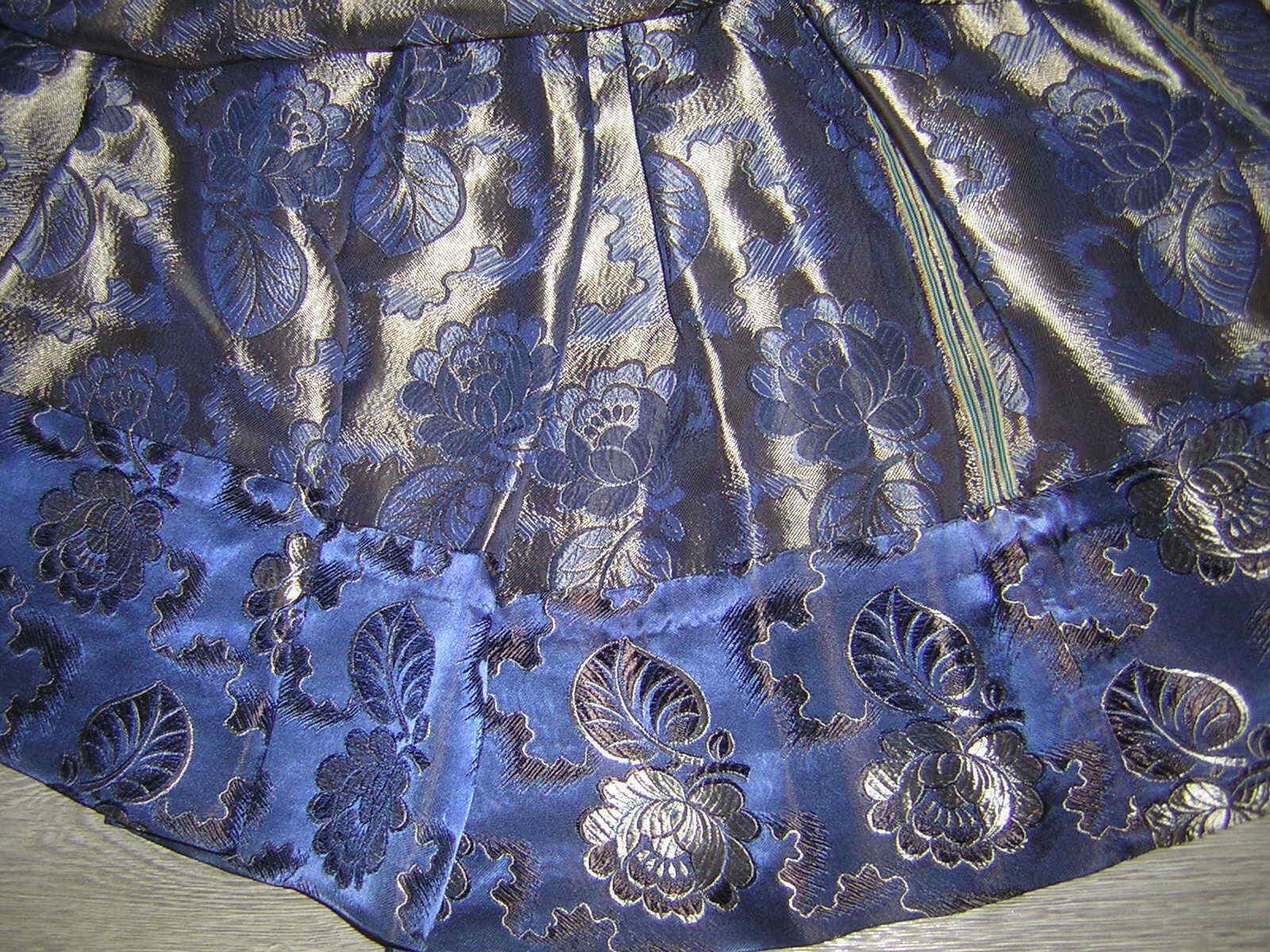 VINTAGE ANTIQUE CZECH WOMENS GIRLS PEASANT FOLK COSTUME BROCADE SKIRT MORAVIAN - Fresh Stock Dated March 2026