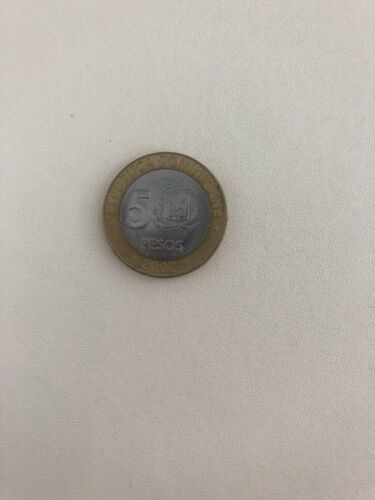 1 Dominican Republic 2002 5 Pesos coin - Fresh Stock Dated December 2025