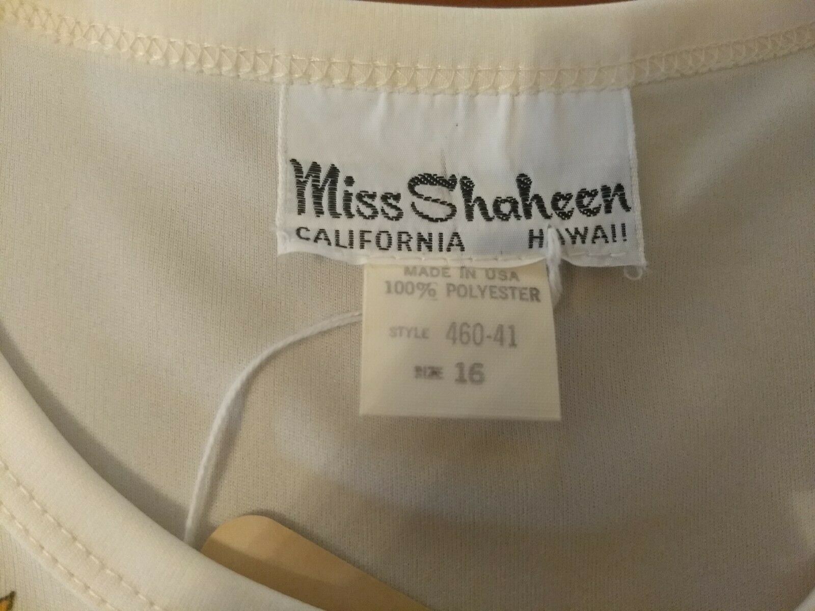 Miss Shaheen Hawaiian floral top vtg 16. NWT - Fresh Stock Dated February 2026