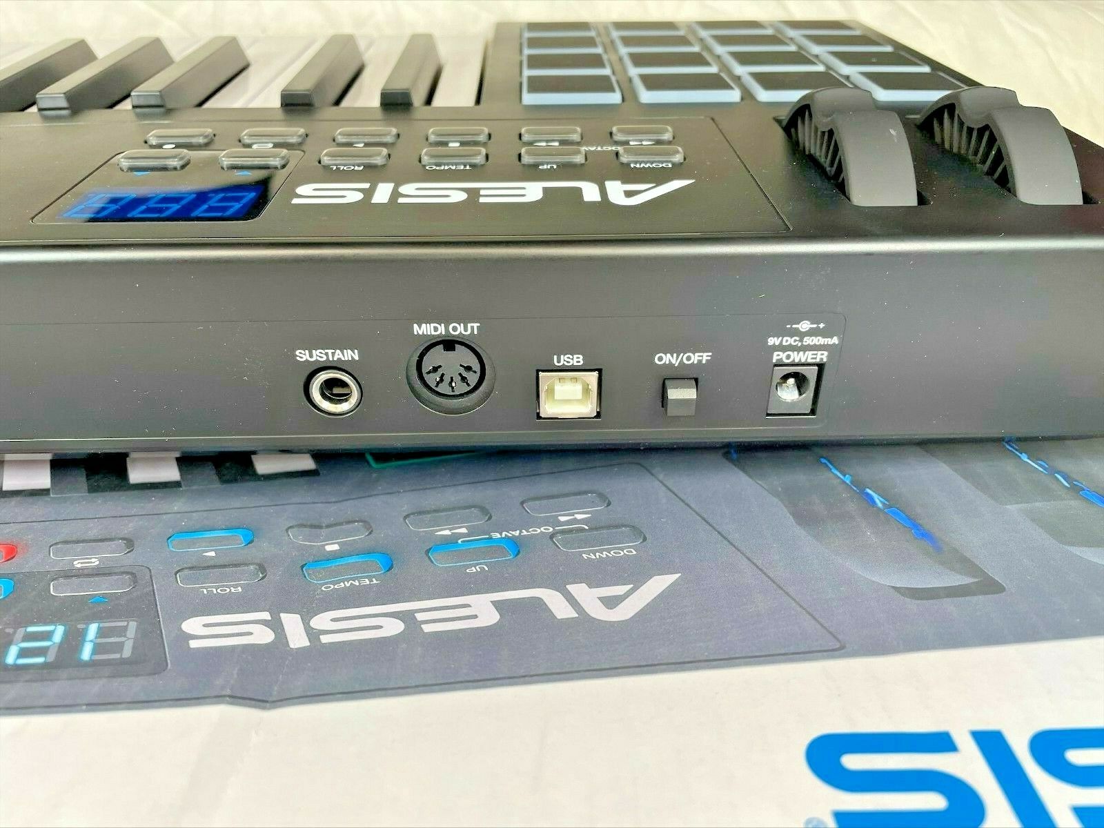 Alesis VI25 25-Key USB MIDI Keyboard Controller 16 Pads & Knobs 5-Pin MIDI Out - Fresh Stock Dated February 2026