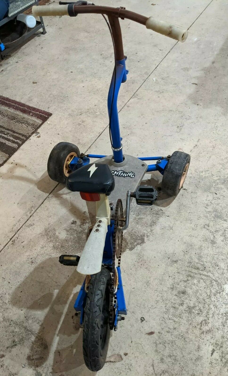 Salton WRFF Lightning Trike Tricycle Blue Model 1070 - Fresh Stock Dated February 2026