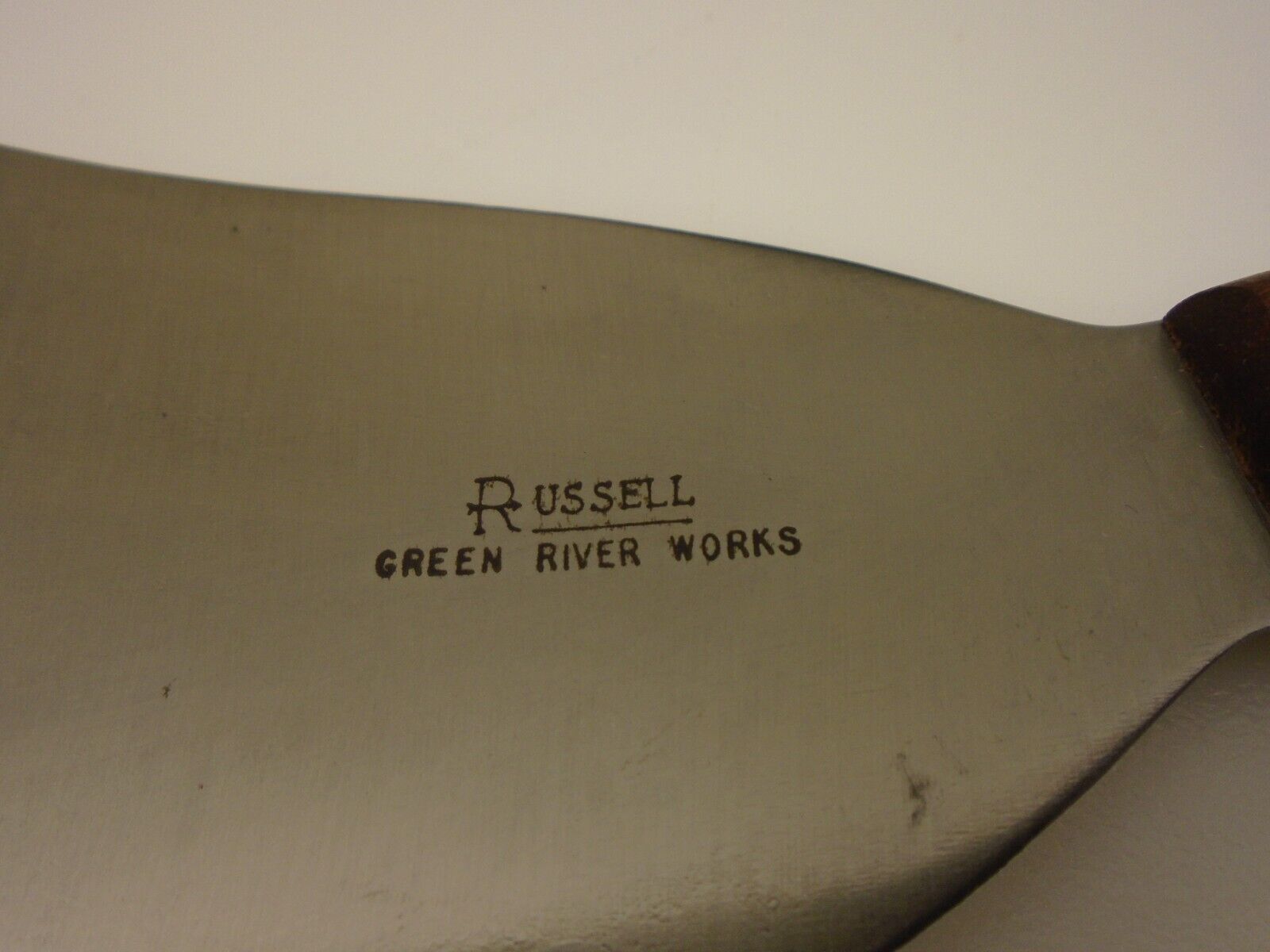 Russell USA 3 inch High Carbon Scraper Curved Arced Stiff Blade Wood Handle New - Fresh Stock Dated February 2026