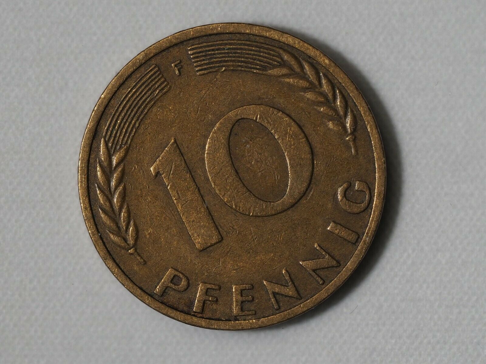 1950F Deutsche  10 Pfennig Coin - Fresh Stock Dated December 2025