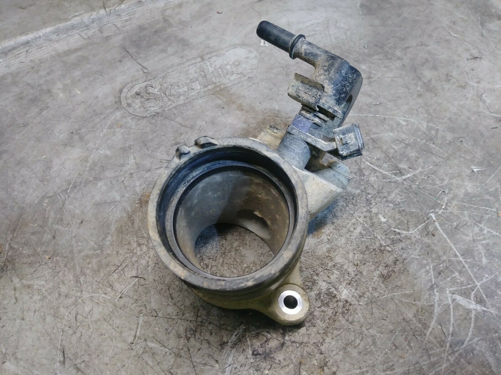 2014 ARCTIC CAT 500 FUEL INJECTOR RAIL INLET INTAKE HOUSING MANIFOLD - Fresh Stock Dated February 2026