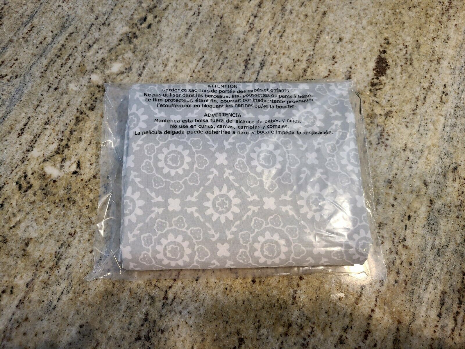 LL Bean Standard Pillow Sham. Folk Art Floral 20x26. 1 Sham - Fresh Stock Dated January 2026