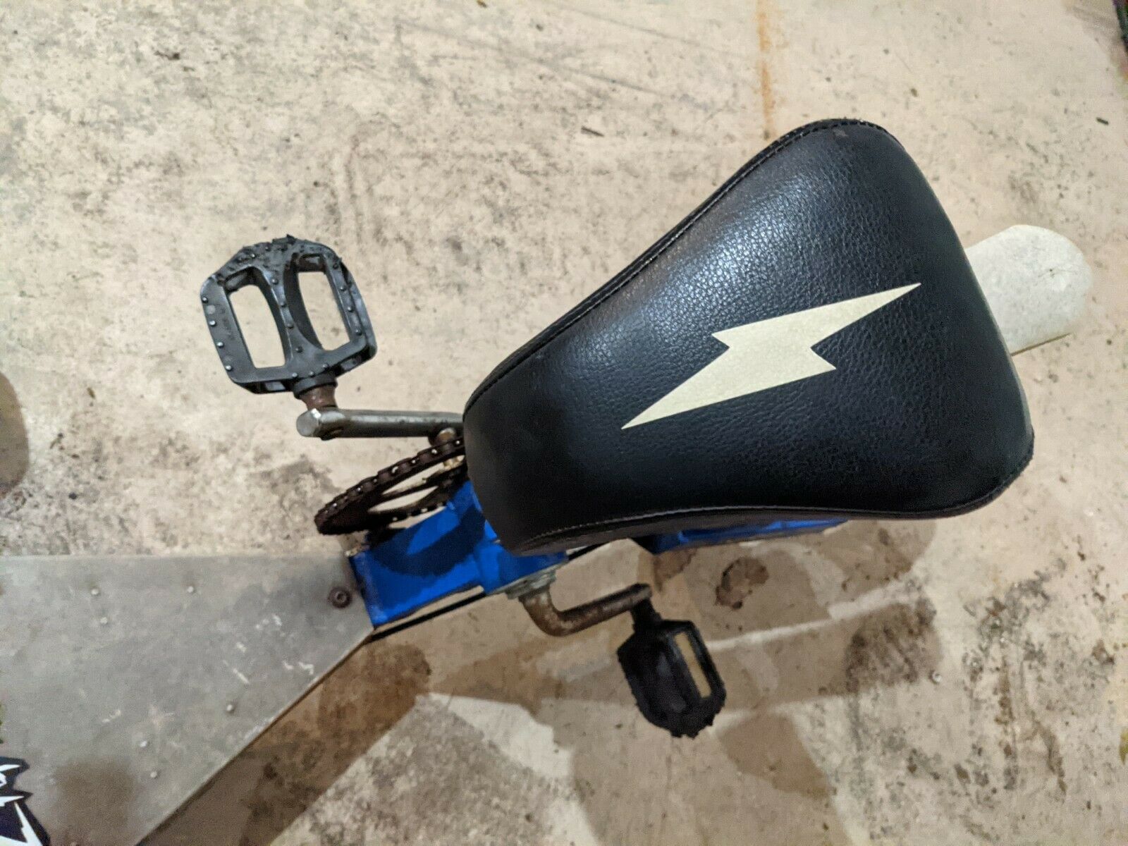 Salton WRFF Lightning Trike Tricycle Blue Model 1070 - Fresh Stock Dated February 2026