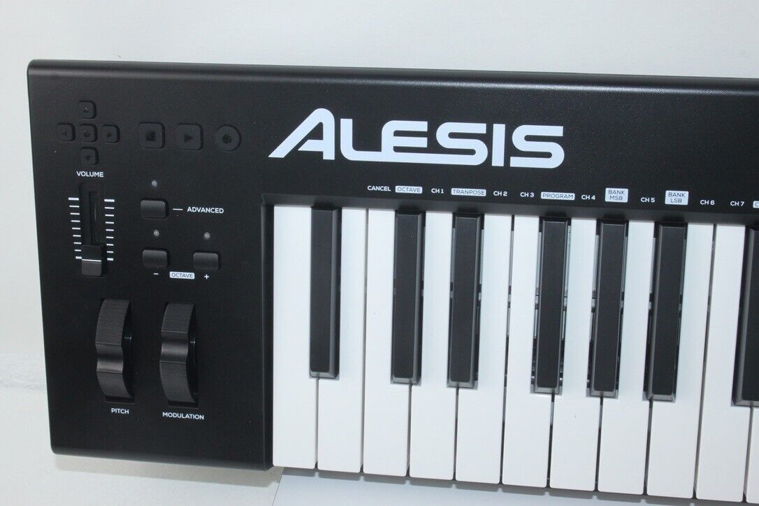 Alesis Q88 MKII 88 key Midi Keyboard Controller   #R0862 - Fresh Stock Dated February 2026
