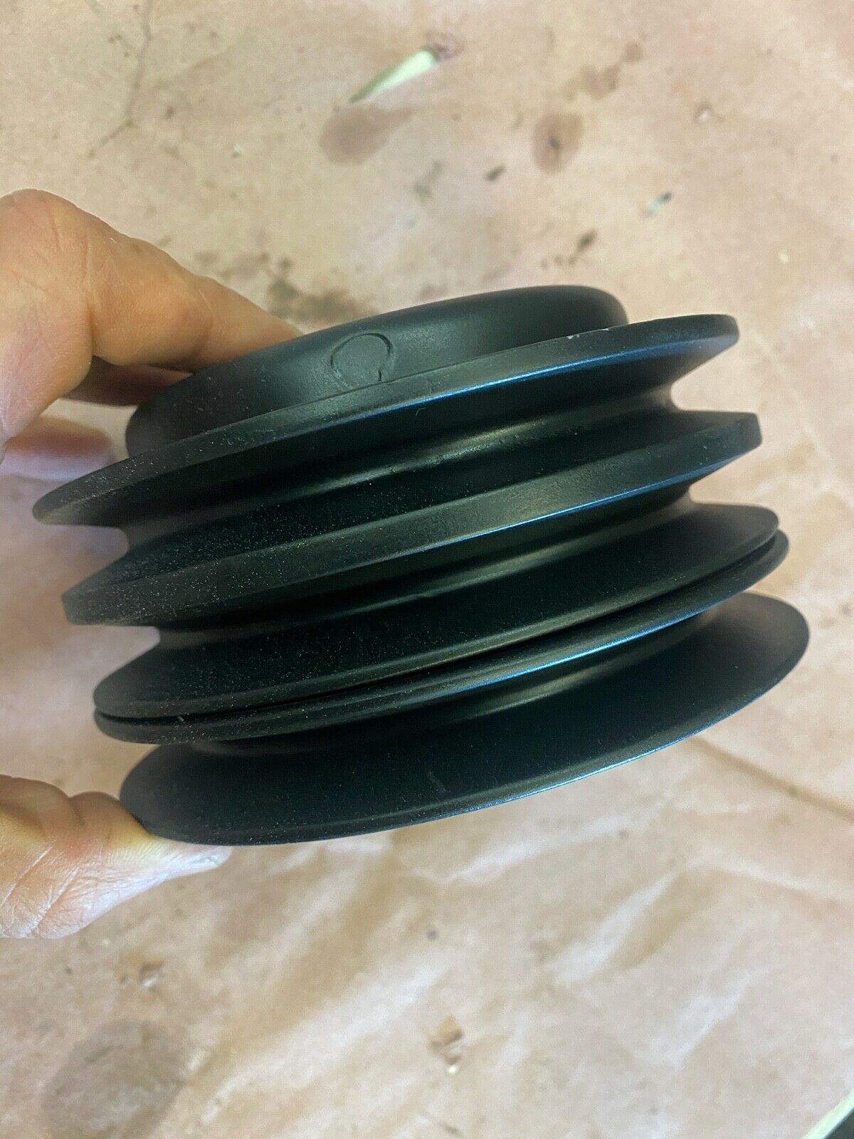 Mercruiser Pulley 90840 3 V belt steel 5 1/2 diameter water pump pulley. Used / - Fresh Stock Dated February 2026