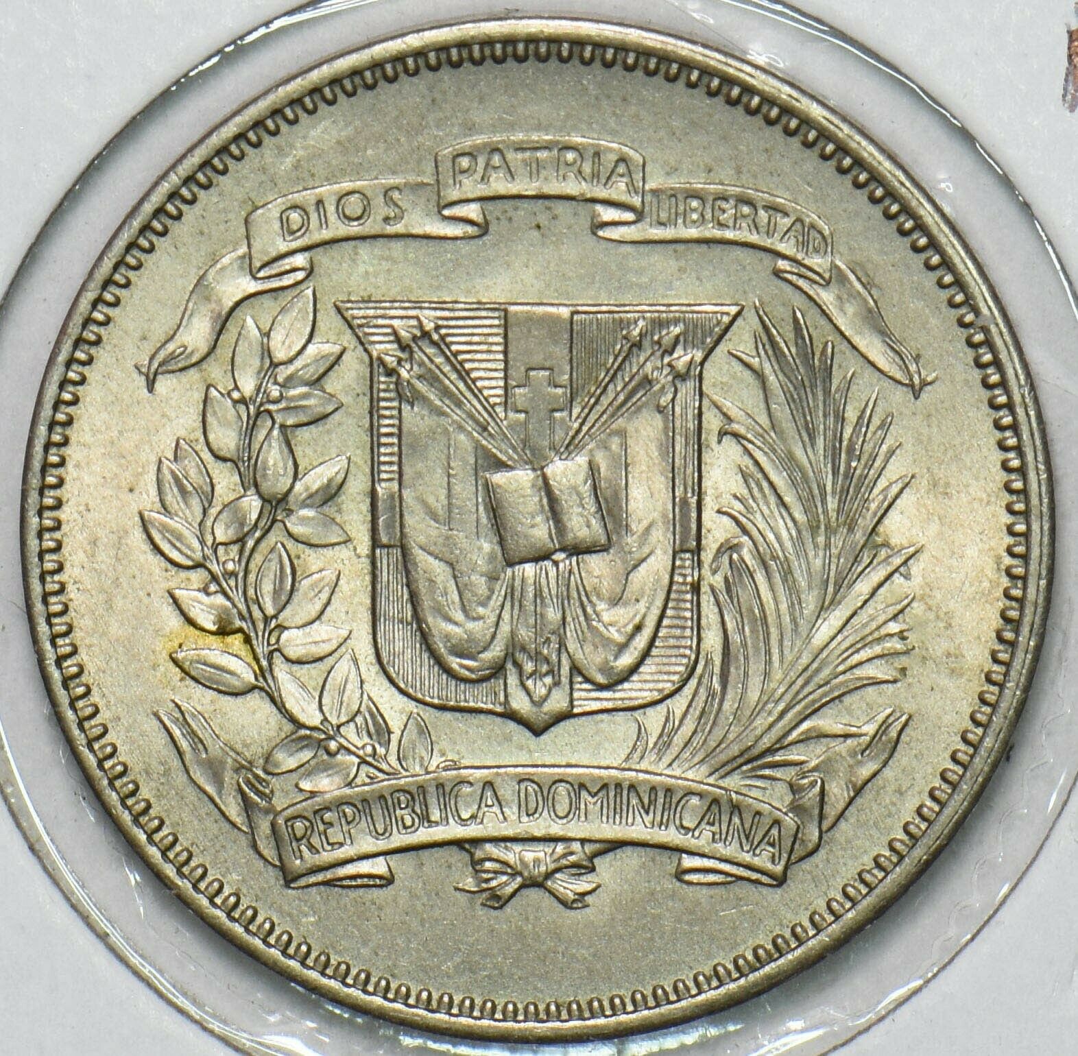 Dominican Republic 1967 25 Centavos BU 297562 combine shipping - Fresh Stock Dated February 2026
