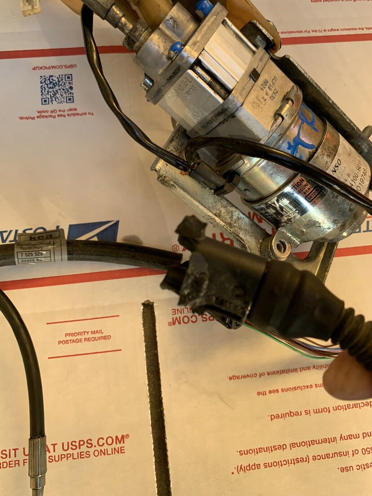 2004-2005 Bmw E63 645ci SMG Manual 6spd gearbox SMG Hydraulic Pump And Solenoid - Fresh Stock Dated February 2026