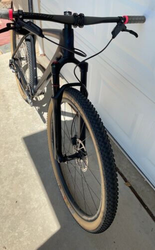 2018 specialized epic pro Size Large - Fresh Stock Dated February 2026